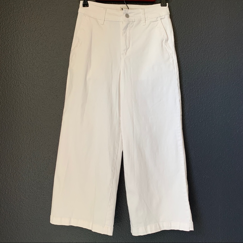 3/$20 soft white cropped wide leg pants size 2 sm